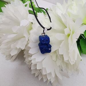 (2)resin pendent